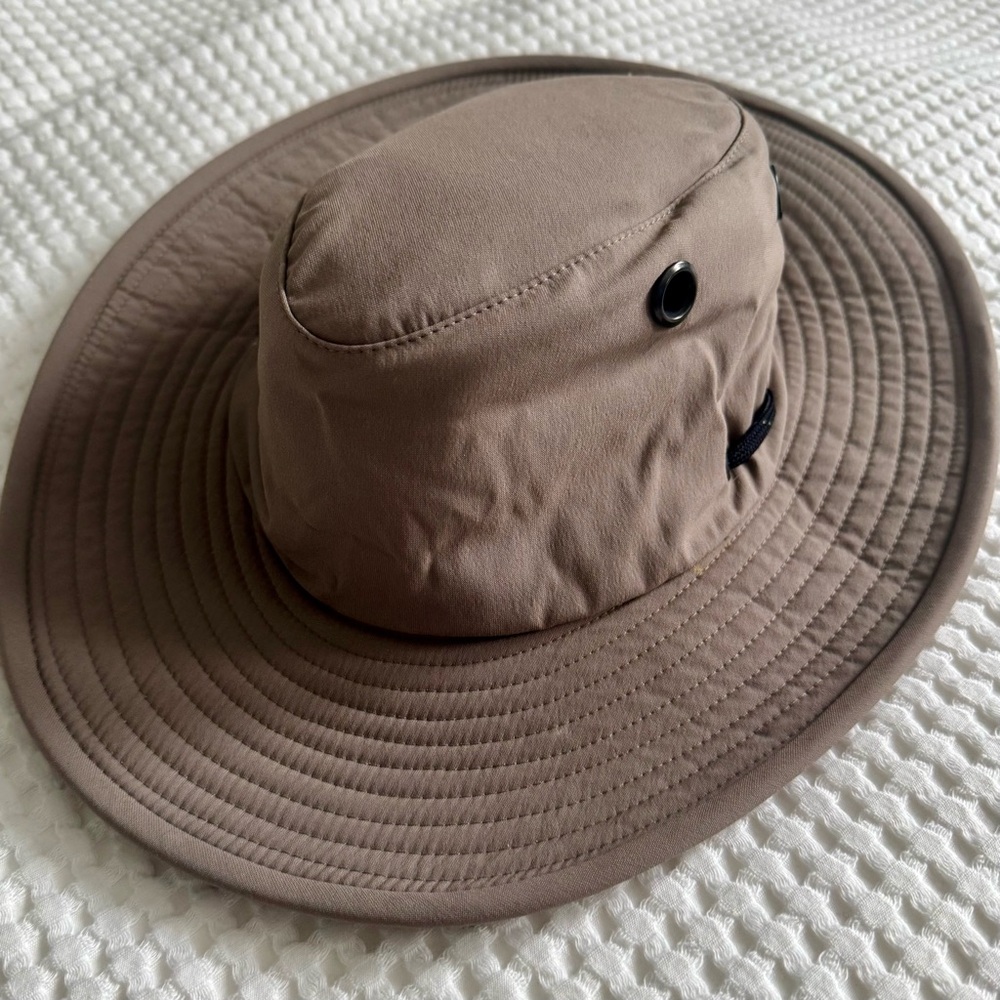 Men [7-1/2] Tilley Tan Wide Brim Sun Hat